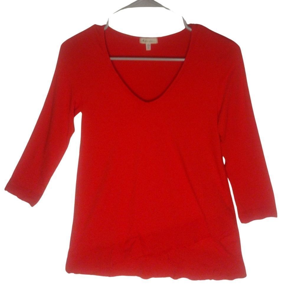 Red Long Sleeve Scoop Neck Blouse Layer detail along the bottom & cuffs Size XS